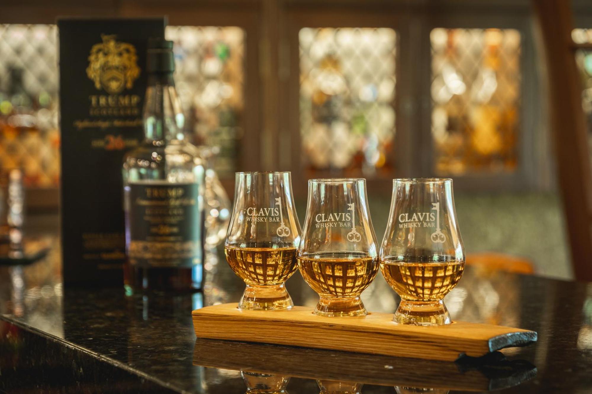Trump Macleod House & Lodge, Scotland Balmedie ภายนอก รูปภาพ