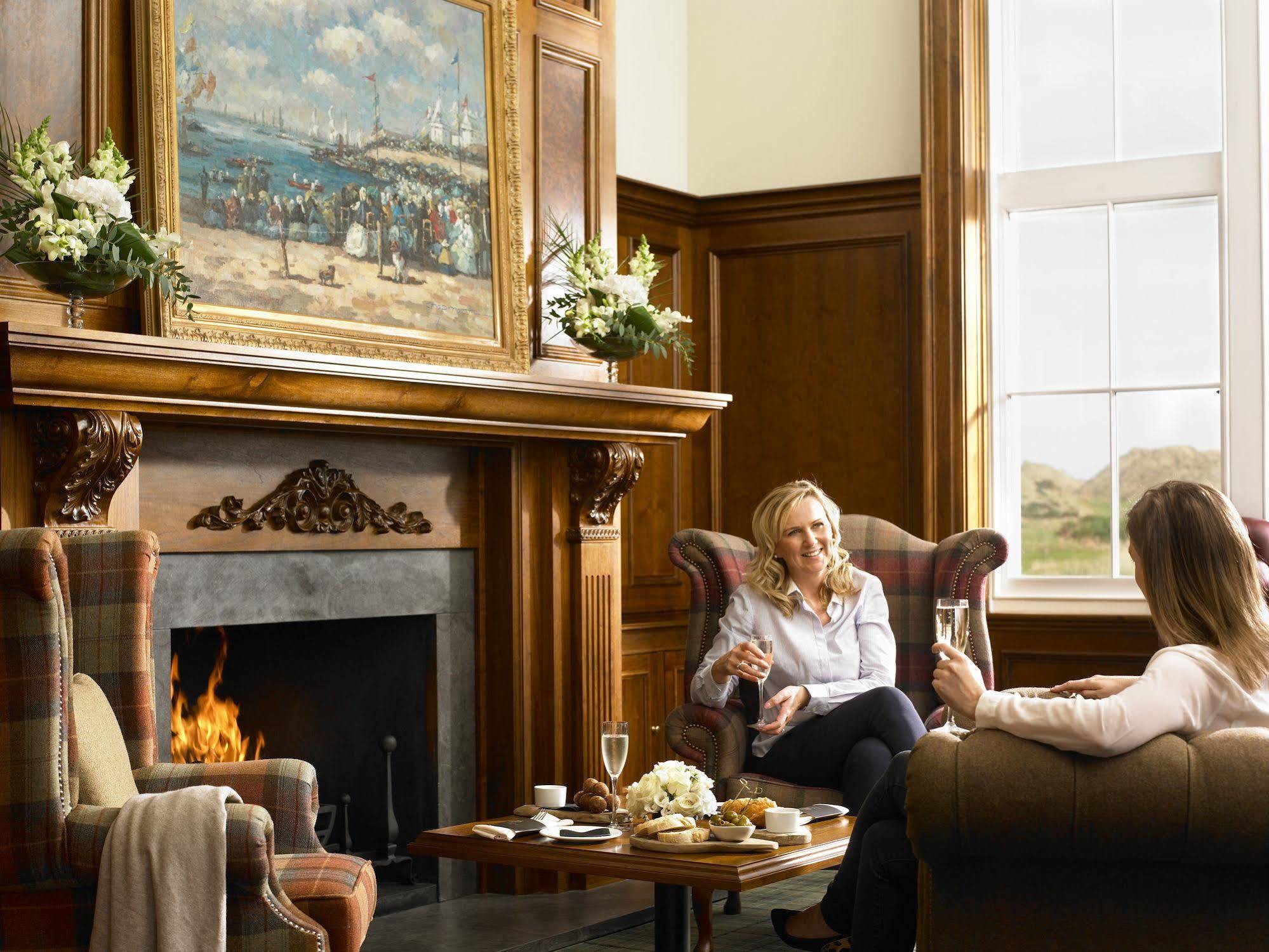 Trump Macleod House & Lodge, Scotland Balmedie ภายนอก รูปภาพ