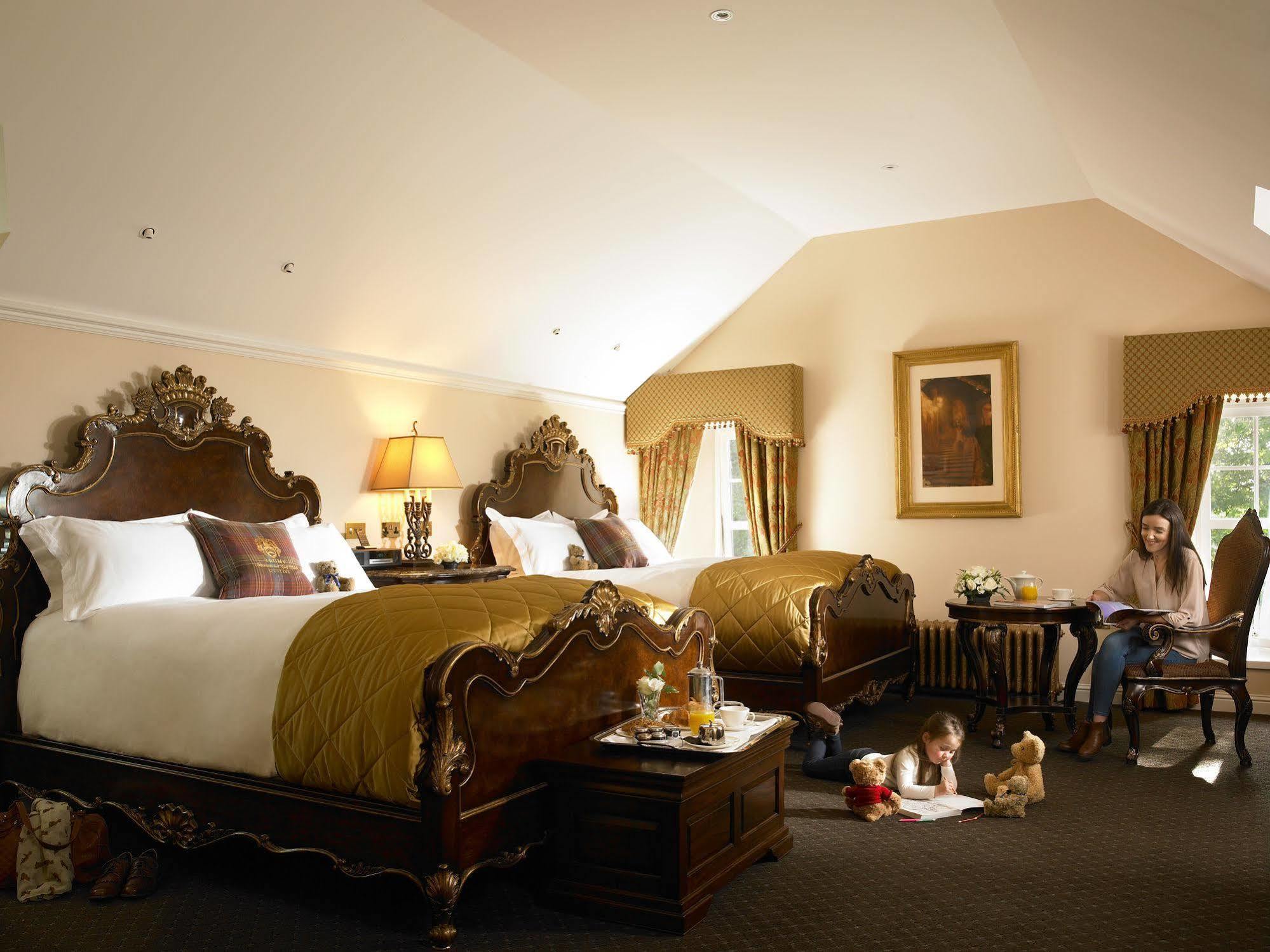 Trump Macleod House & Lodge, Scotland Balmedie ภายนอก รูปภาพ