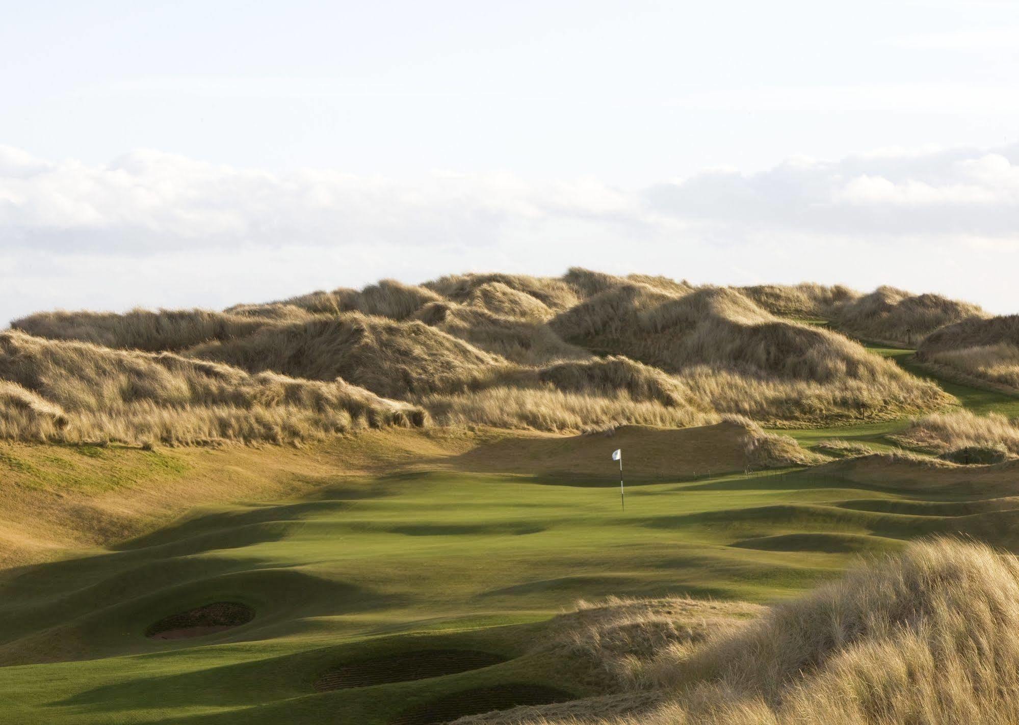 Trump Macleod House & Lodge, Scotland Balmedie ภายนอก รูปภาพ