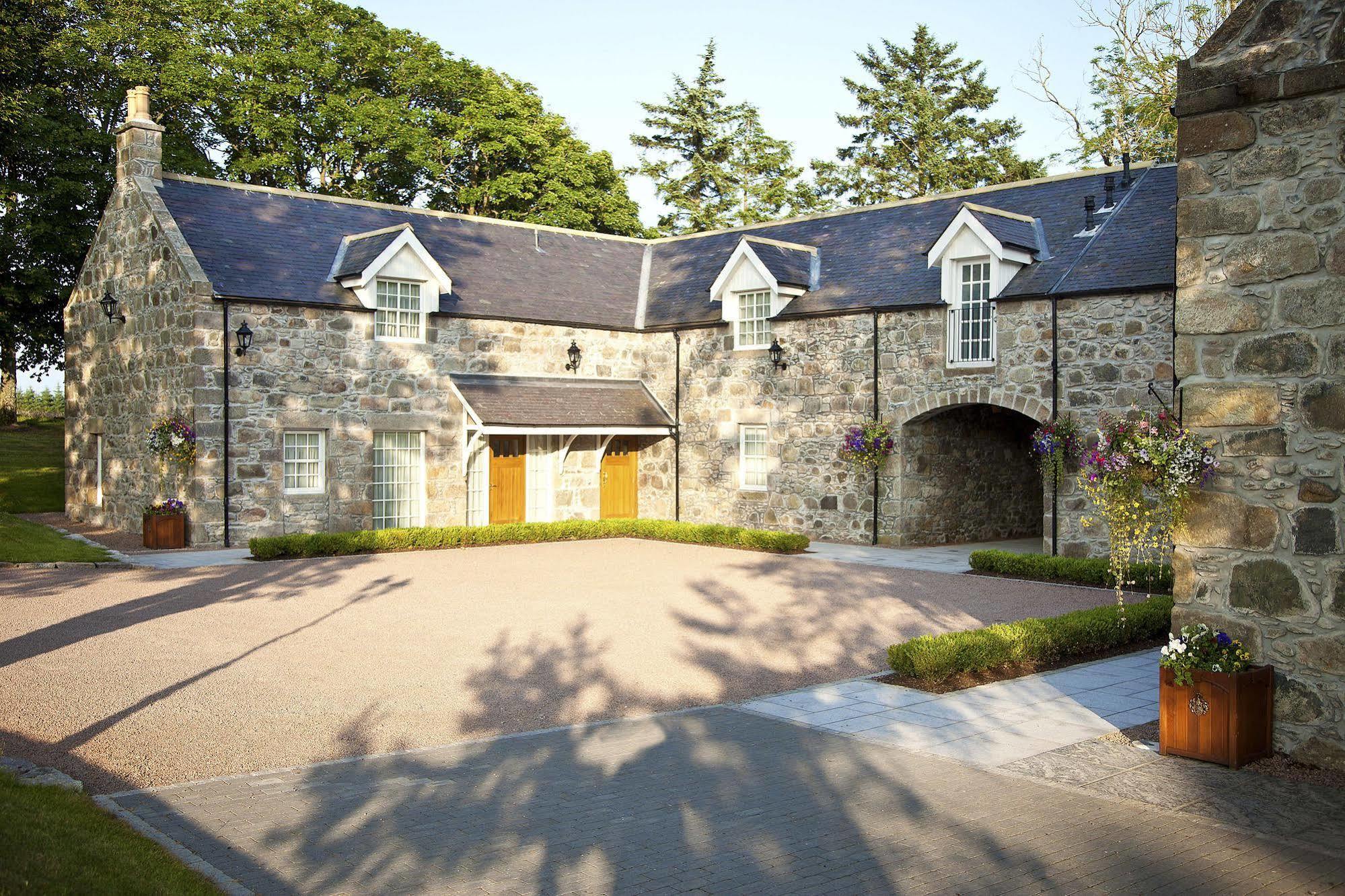 Trump Macleod House & Lodge, Scotland Balmedie ภายนอก รูปภาพ